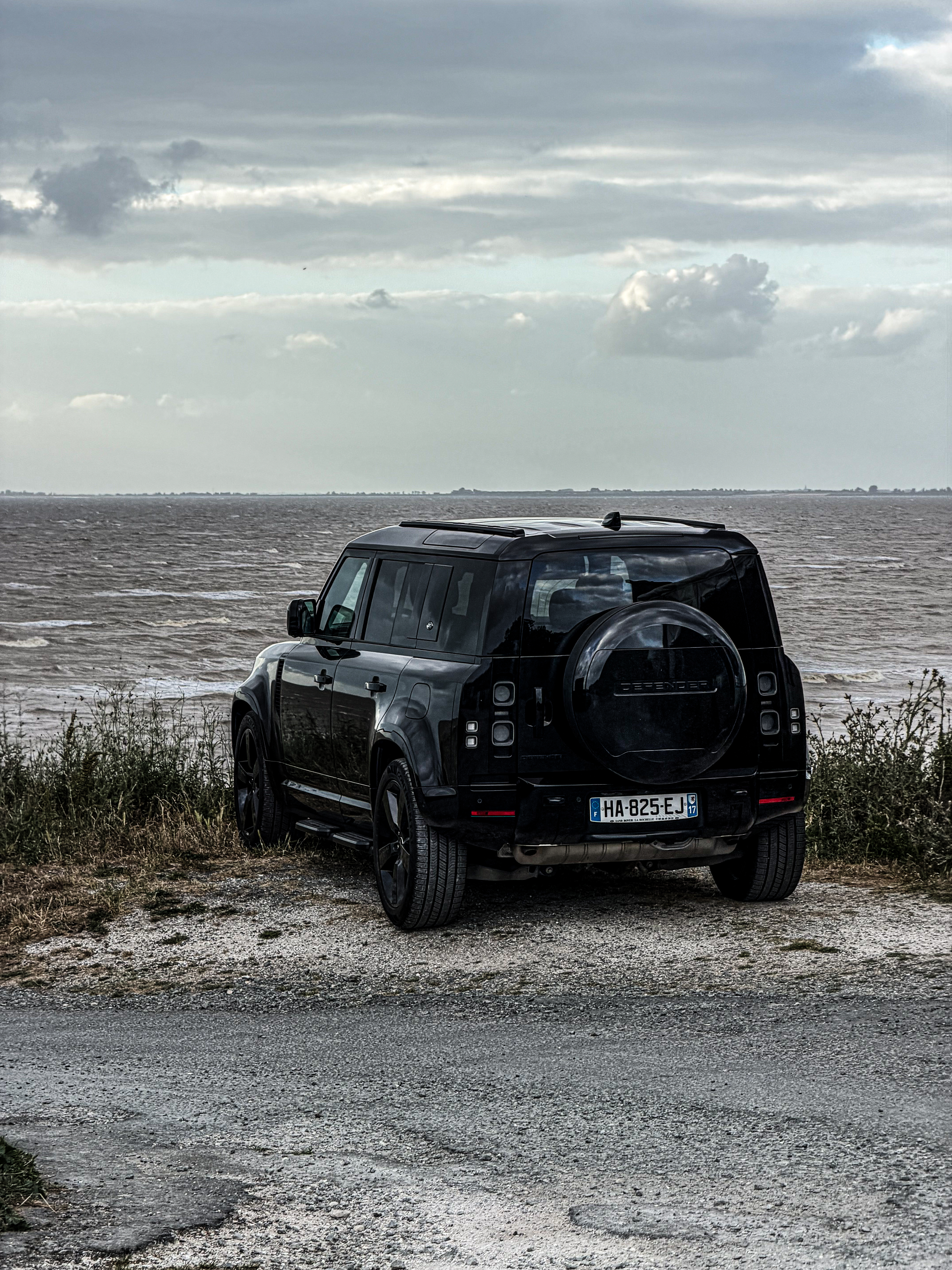 Land Rover Defender 110 P400e